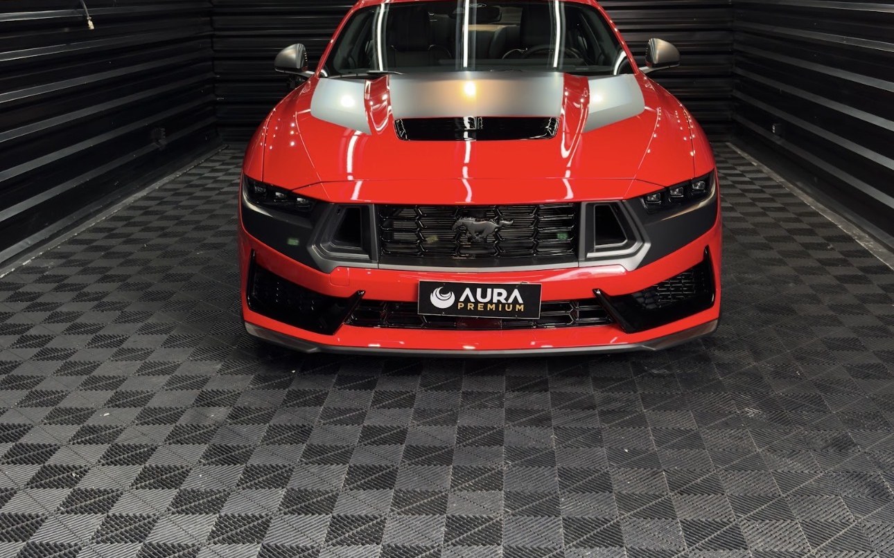 Automóvel finalizado pela Aura Premium